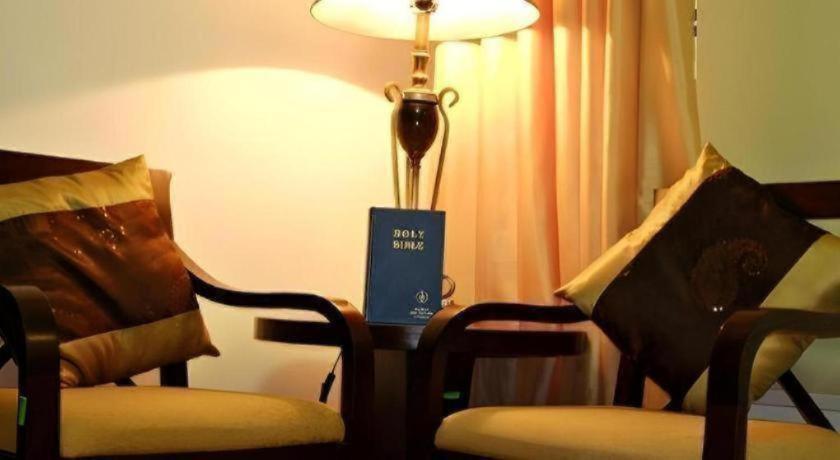 D' Leonor Hotel Davao City Eksteriør billede