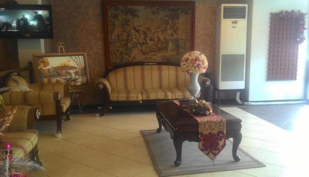 D' Leonor Hotel Davao City Eksteriør billede