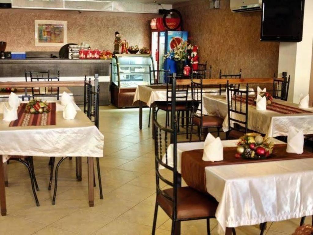 D' Leonor Hotel Davao City Eksteriør billede