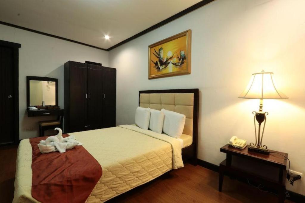 D' Leonor Hotel Davao City Eksteriør billede