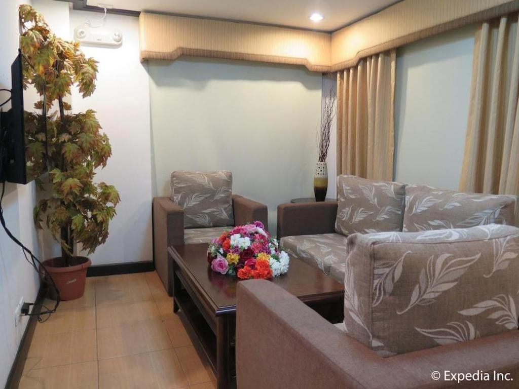D' Leonor Hotel Davao City Eksteriør billede