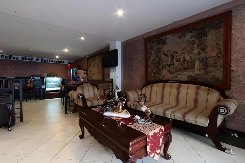 D' Leonor Hotel Davao City Eksteriør billede